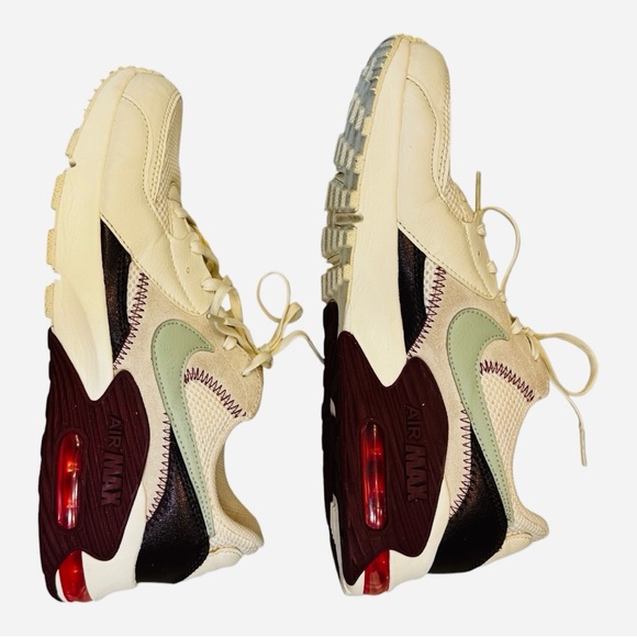 Nike Air Max Excee size 9 - Picture 4 of 11